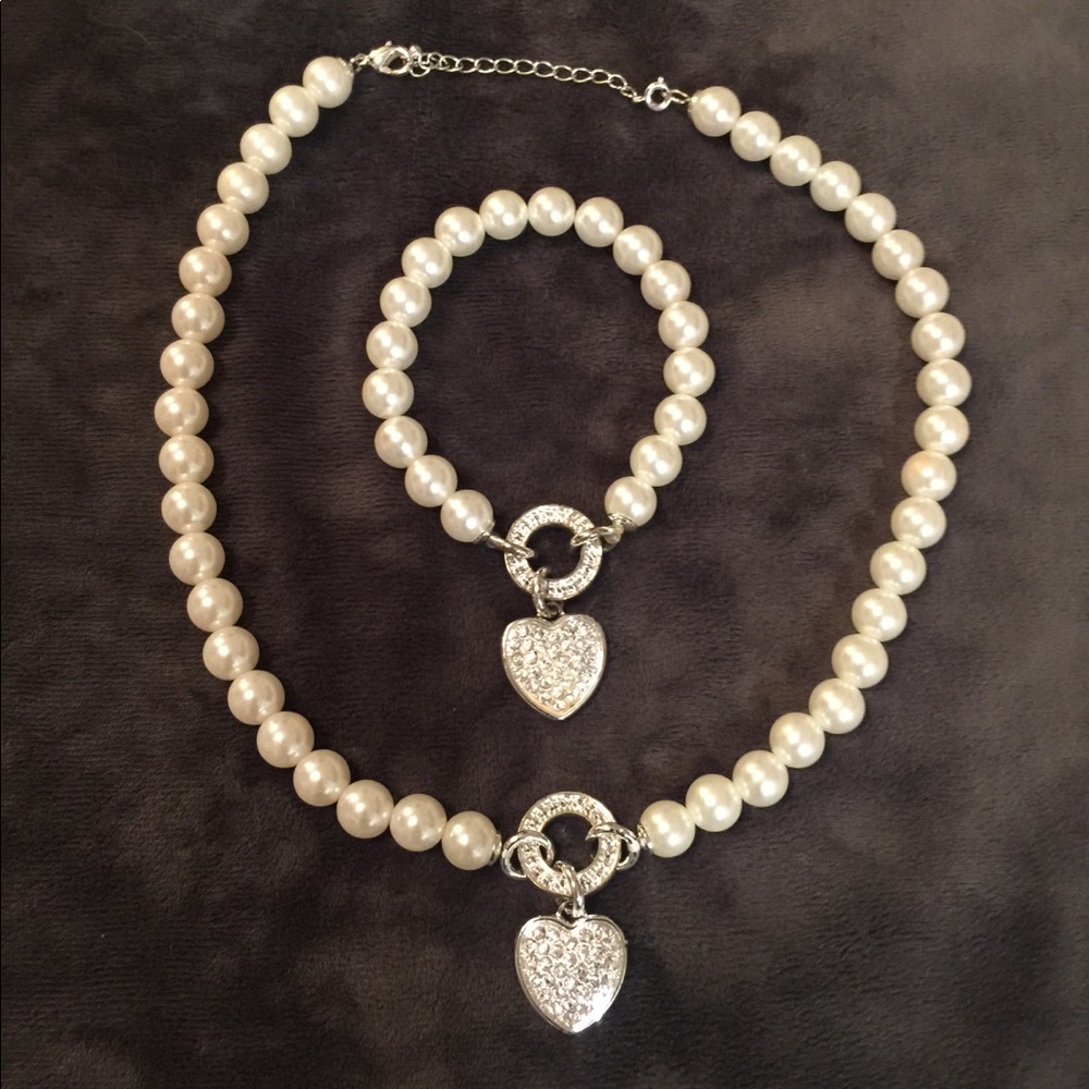 Necklace and Bracelet Set